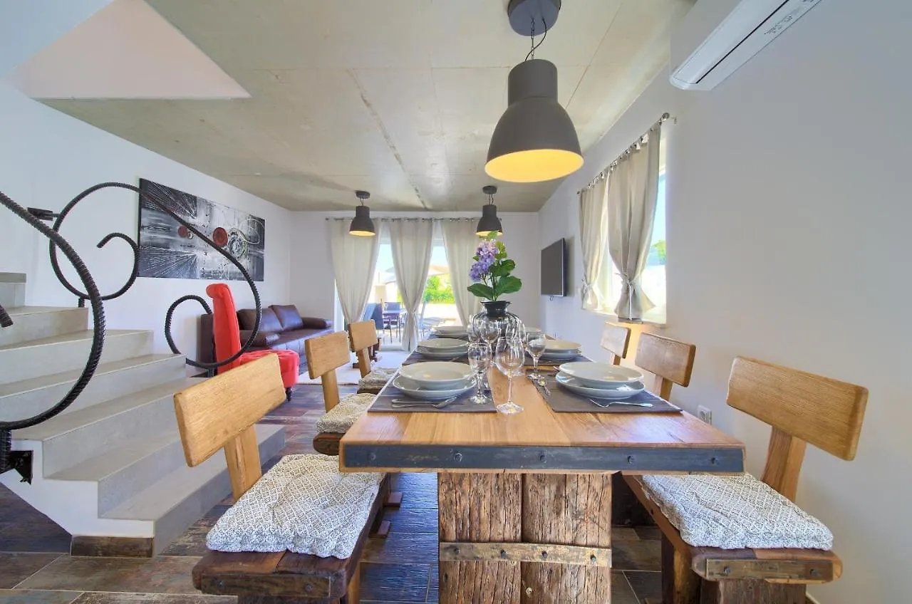 Family Friendly House With A Swimming Pool Vrh, Krk - 17760 Villa Vrh